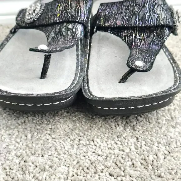 Alegria Size 41 US 10.5/11 Carina Black Metallic Snake Print Jewel Thong Sandals - Picture 6 of 7